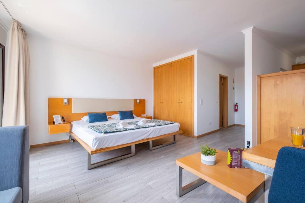 Sarah's By Galmi Apartment Canico (Madeira)