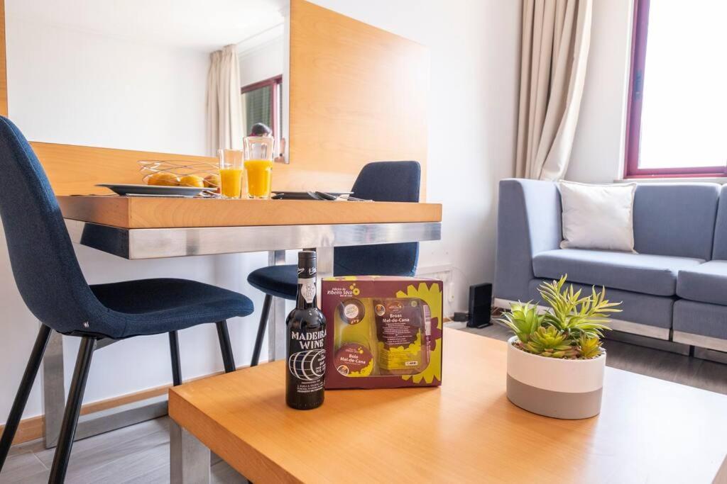 Sarah's By Galmi Apartment *